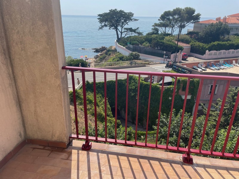  fabriques dans nos ateliers utilisant les profiles de la marque installux a frejus 